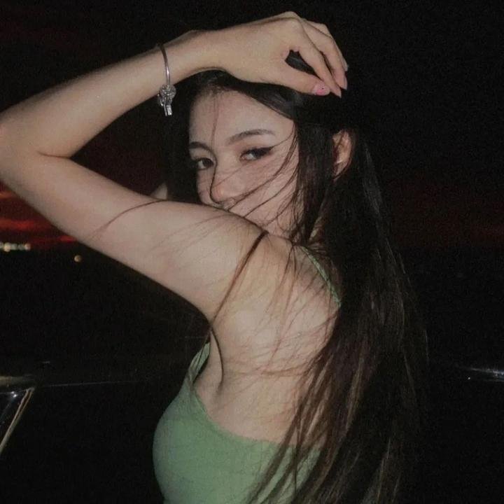 他不是我